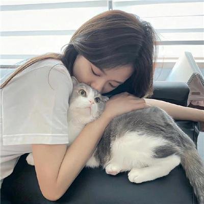 四个阿妈一个佬